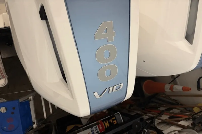 Slide: The Image of Tiara 38 LS 2023 - 7