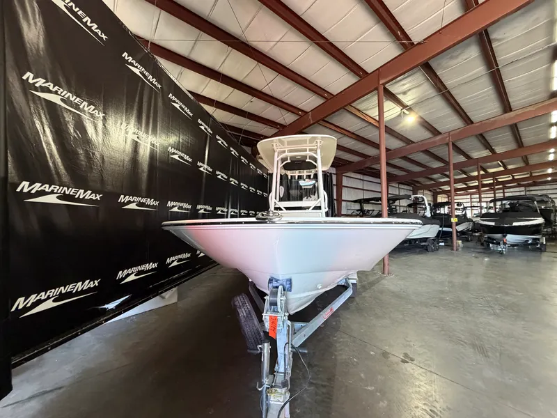 Slide: The Image of Boston Whaler 210 Montauk 2026 - 2