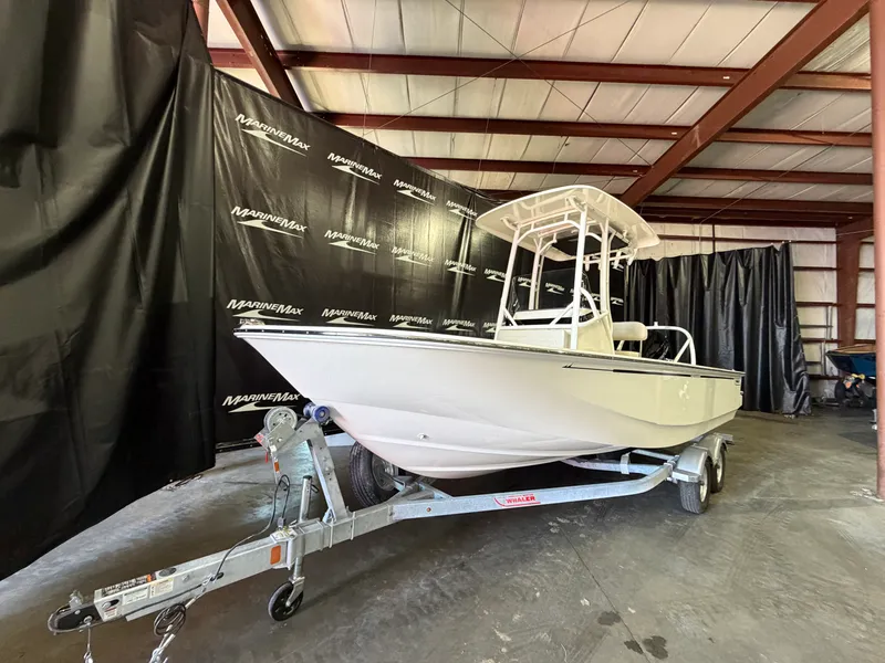 Slide: The Image of Boston Whaler 210 Montauk 2026 - 3