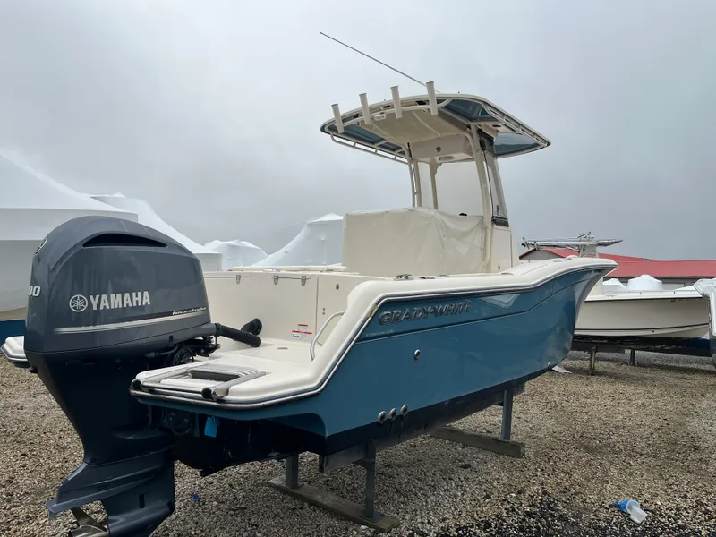 Slide: The Image of Grady-White 236 FISHERMAN 2021 - 2
