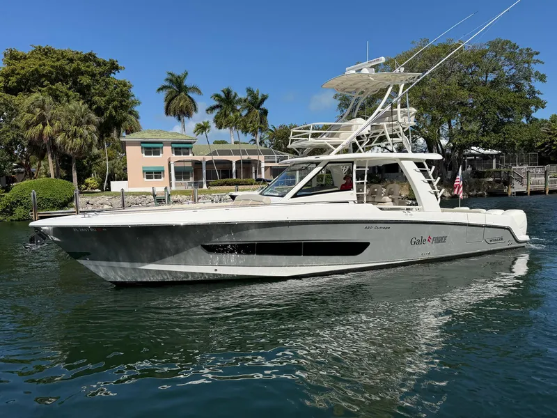 Slide: The Image of Boston Whaler 420 OUTRAGE 2019 - 6