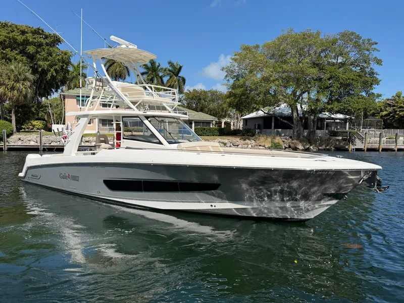 The Image of Boston Whaler 420 OUTRAGE 2019 - 0