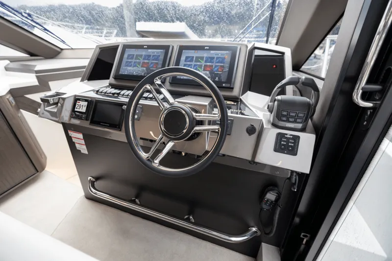 Slide: The Image of Galeon 410 HTC 2024 - 25
