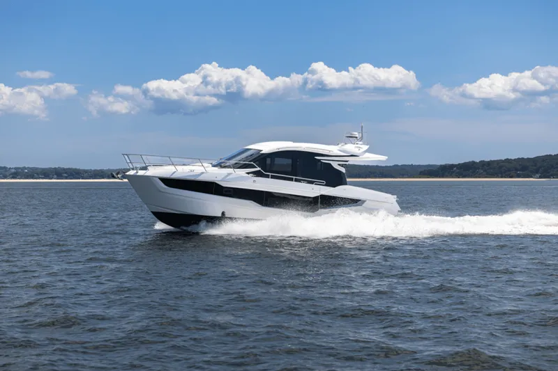 The Image of Galeon 410 HTC 2024 - 0