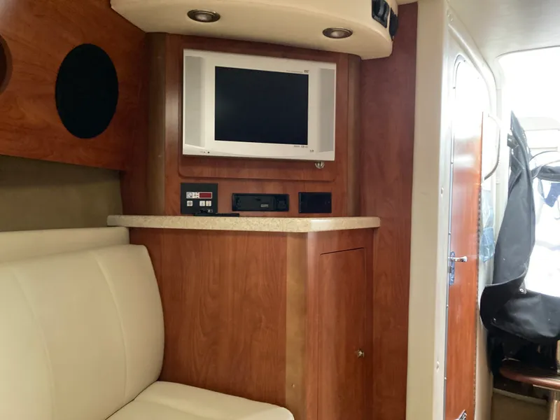 Slide: The Image of Rinker 280 EXPRESS CRUISER 2007 - 40