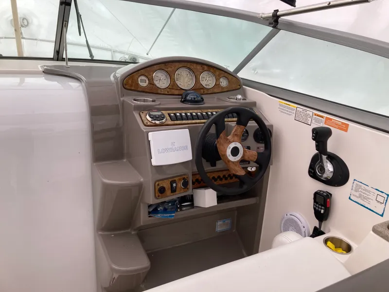 Slide: The Image of Rinker 280 EXPRESS CRUISER 2007 - 9