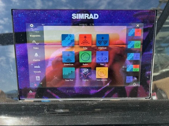 Slide: The Image of Sea Ray 250 SDX OB 2021 - 9