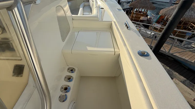 Slide: The Image of SeaVee 390 LE 2012 - 51