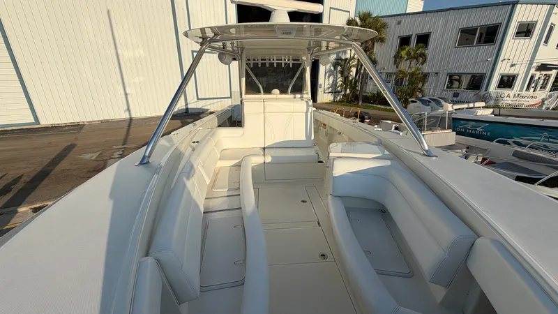 Slide: The Image of SeaVee 390 LE 2012 - 61