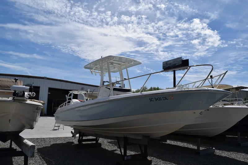 The Image of Boston Whaler 240 Dauntless 2019 - undefined