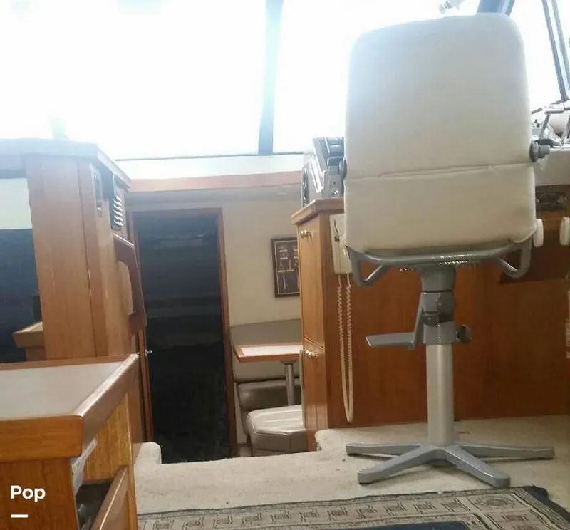 Slide: The Image of 1995 Bayliner 4587 Cockpit Motor Yacht for sale in Seward, AK - 17