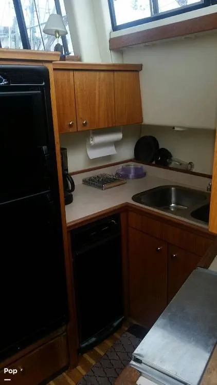 Slide: The Image of 1995 Bayliner 4587 Cockpit Motor Yacht for sale in Seward, AK - 20