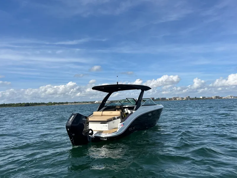 Slide: The Image of Sea Ray SLX 260 Outboard 2026 - 8