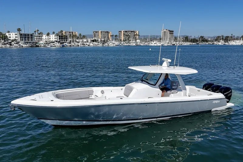 The Image of Intrepid 375 NOMAD 2021 - 0