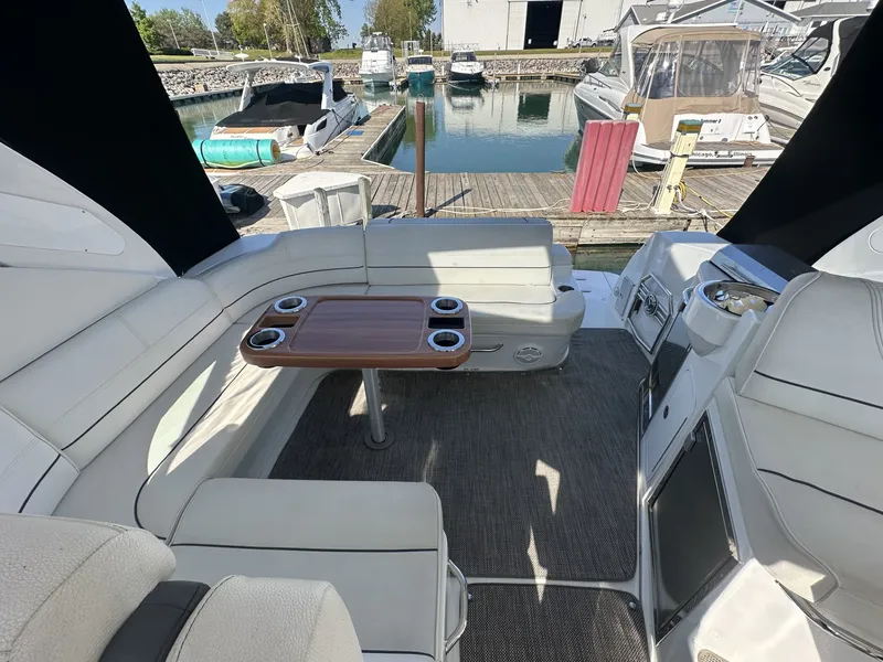 Slide: The Image of Cruisers 380 EXPRESS 2016 - 15