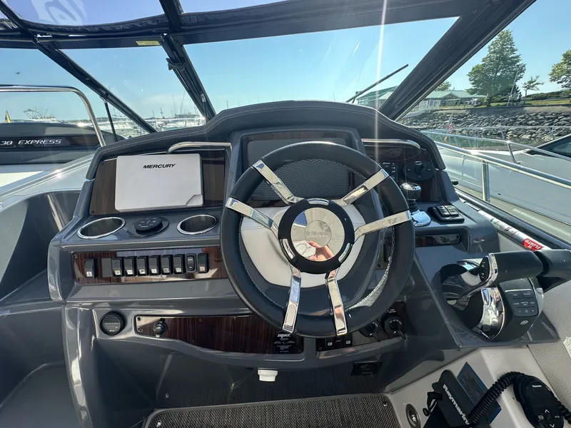Slide: The Image of Cruisers 380 EXPRESS 2016 - 19