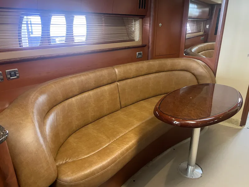 Slide: The Image of Sea Ray 44 SUNDANCER 2007 - 16