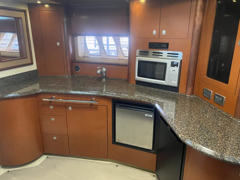 Slide: The Image of Sea Ray 44 SUNDANCER 2007 - 17