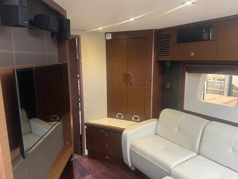 Slide: The Image of Sea Ray 510 SUNDANCER 2015 - 18