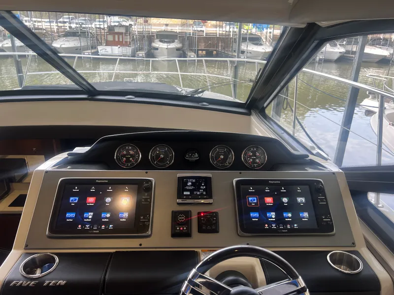 Slide: The Image of Sea Ray 510 SUNDANCER 2015 - 12