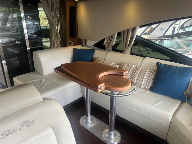 Slide: The Image of Sea Ray 510 SUNDANCER 2015 - 13