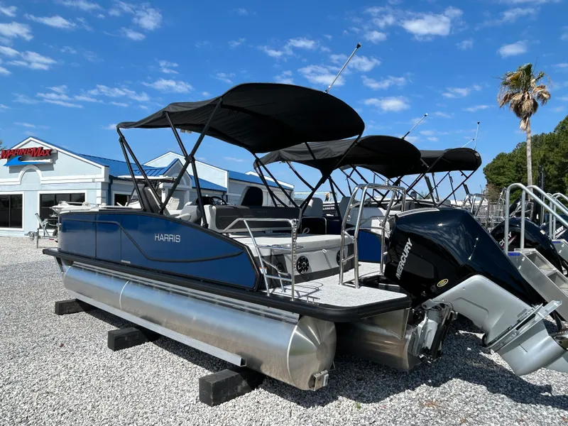 Slide: The Image of Harris Sunliner 230 2026 - 6