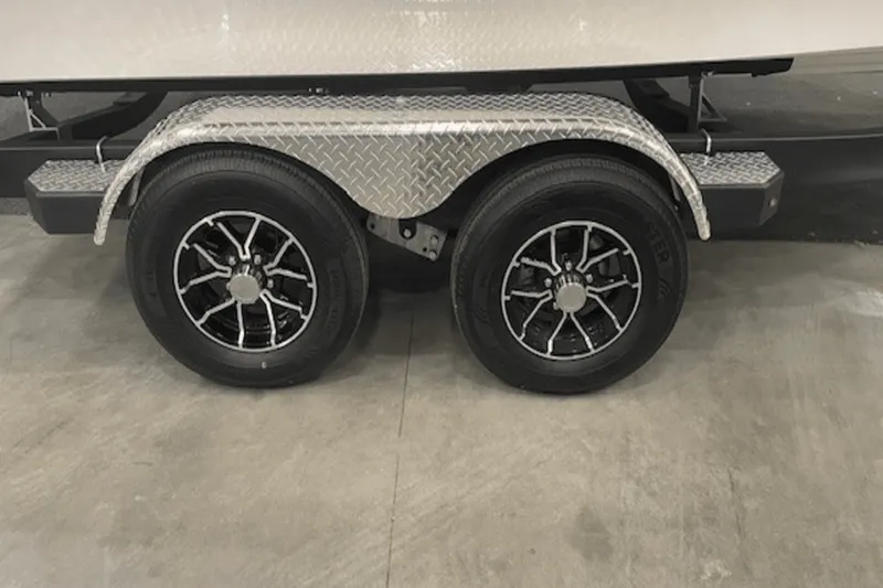 Slide: The Image of Sea Ray SPX 190 2025 - 55