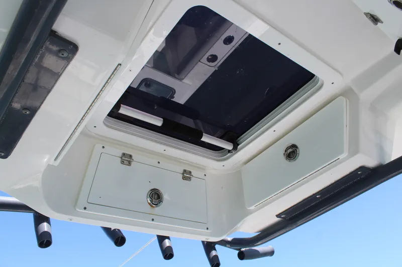 Slide: The Image of Sea Fox 248 COMMANDER 2021 - 19