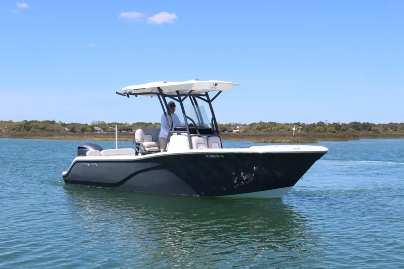 Slide: The Image of Sea Fox 248 COMMANDER 2021 - 2