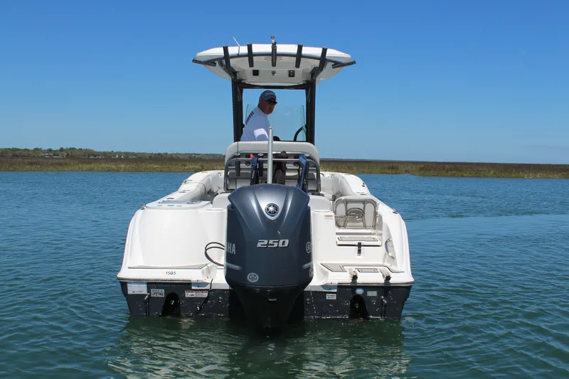 Slide: The Image of Sea Fox 248 COMMANDER 2021 - 6