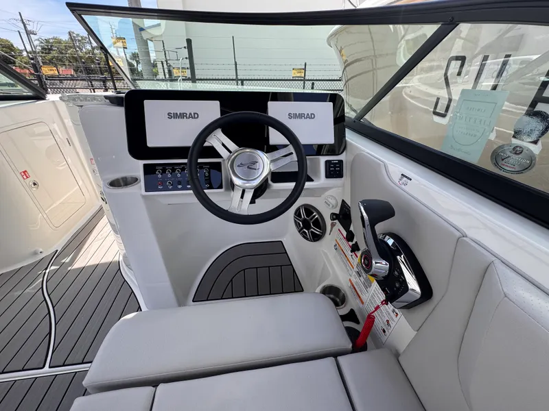 Slide: The Image of Sea Ray SDX 230 Outboard 2026 - 13