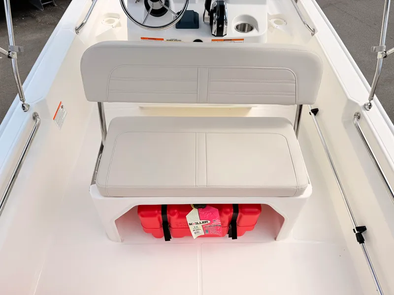 Slide: The Image of Boston Whaler 150 Montauk 2026 - 14