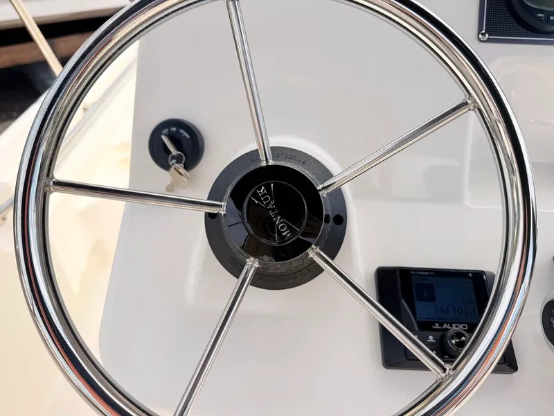 Slide: The Image of Boston Whaler 150 Montauk 2026 - 20
