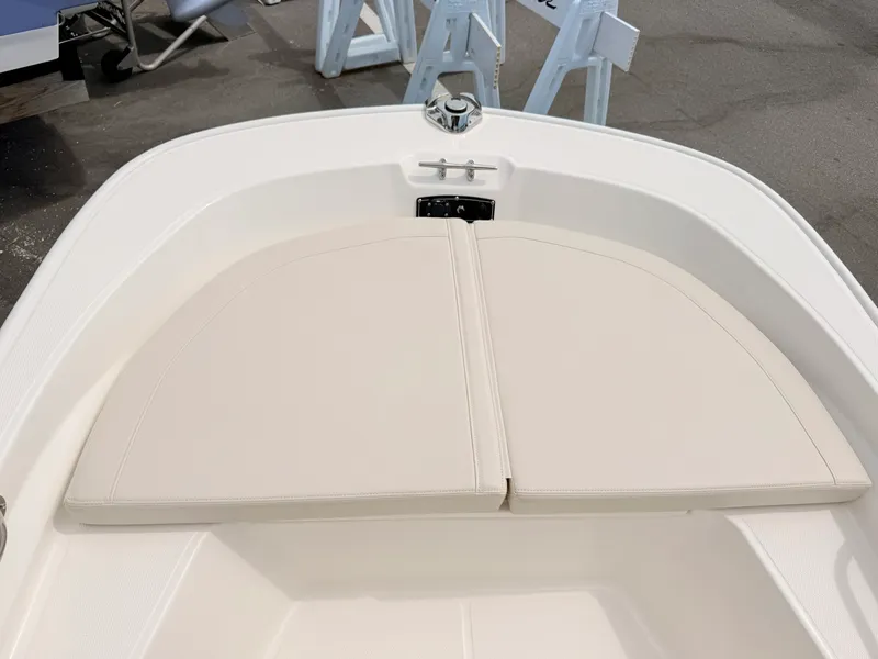 Slide: The Image of Boston Whaler 150 Montauk 2026 - 27