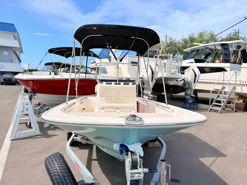Slide: The Image of Boston Whaler 150 Montauk 2026 - 3