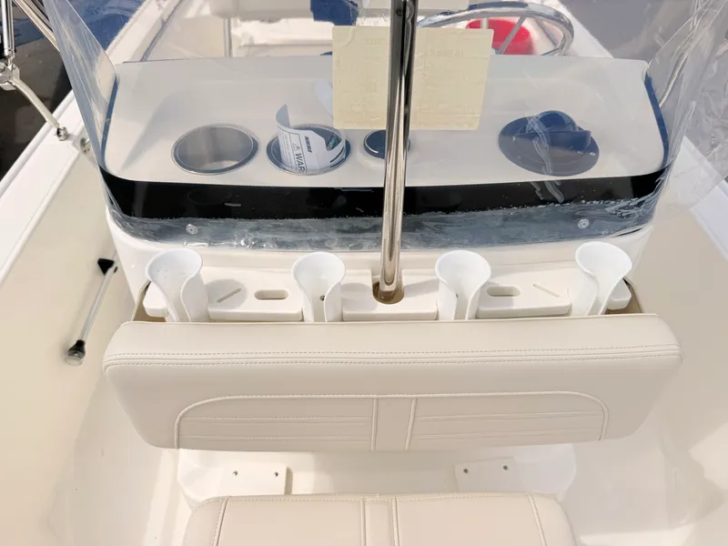 Slide: The Image of Boston Whaler 150 Montauk 2026 - 33