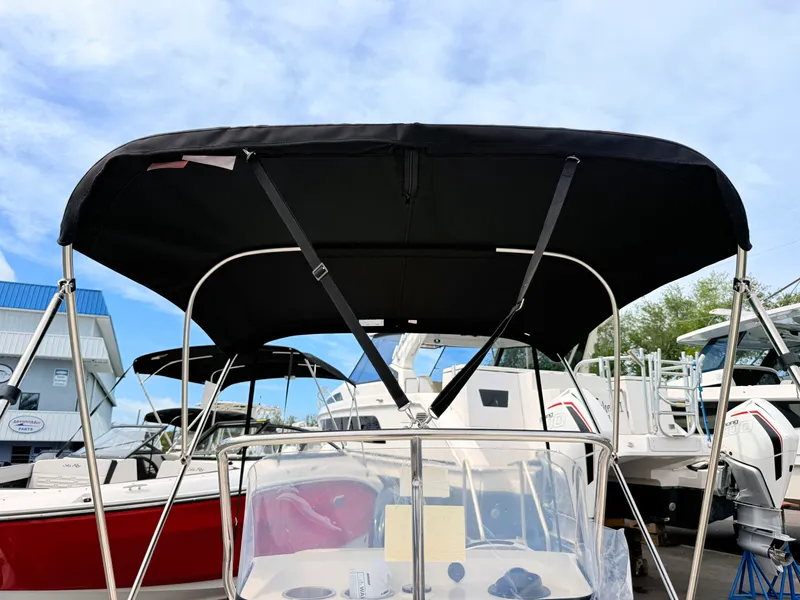 Slide: The Image of Boston Whaler 150 Montauk 2026 - 34