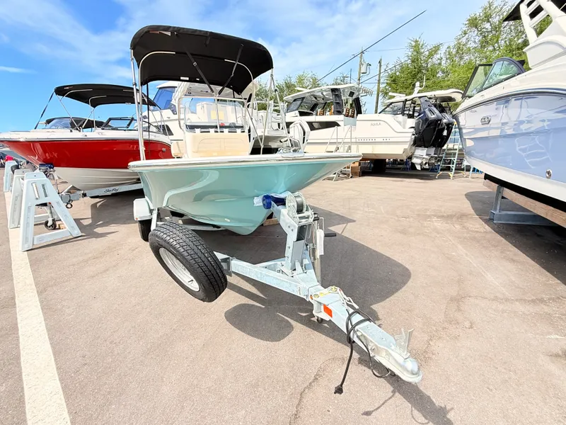 Slide: The Image of Boston Whaler 150 Montauk 2026 - 6