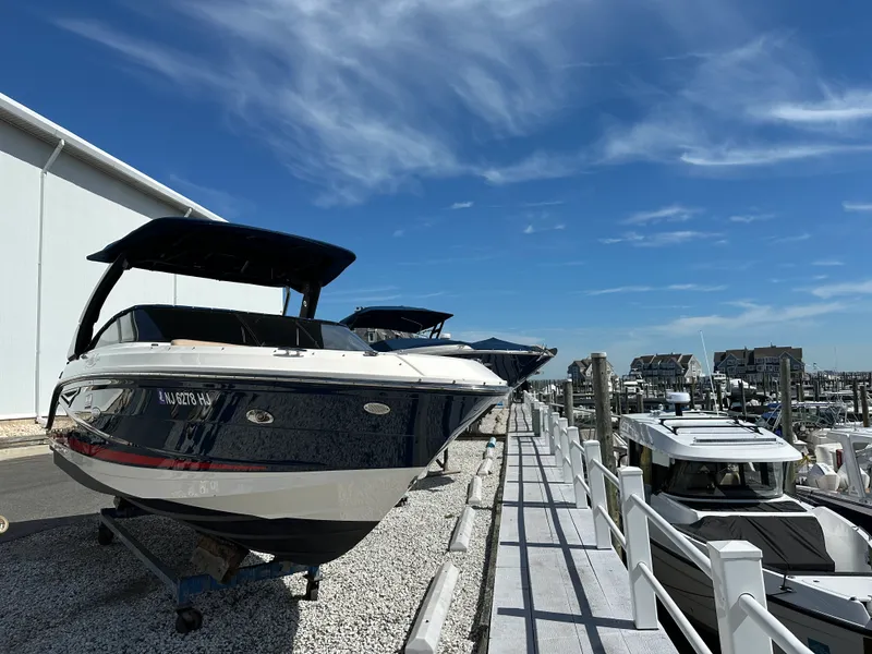 Slide: The Image of Sea Ray 250 SLX 2017 - 32