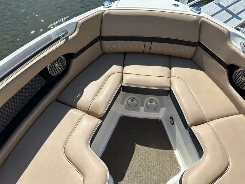 Slide: The Image of Sea Ray 250 SLX 2017 - 46