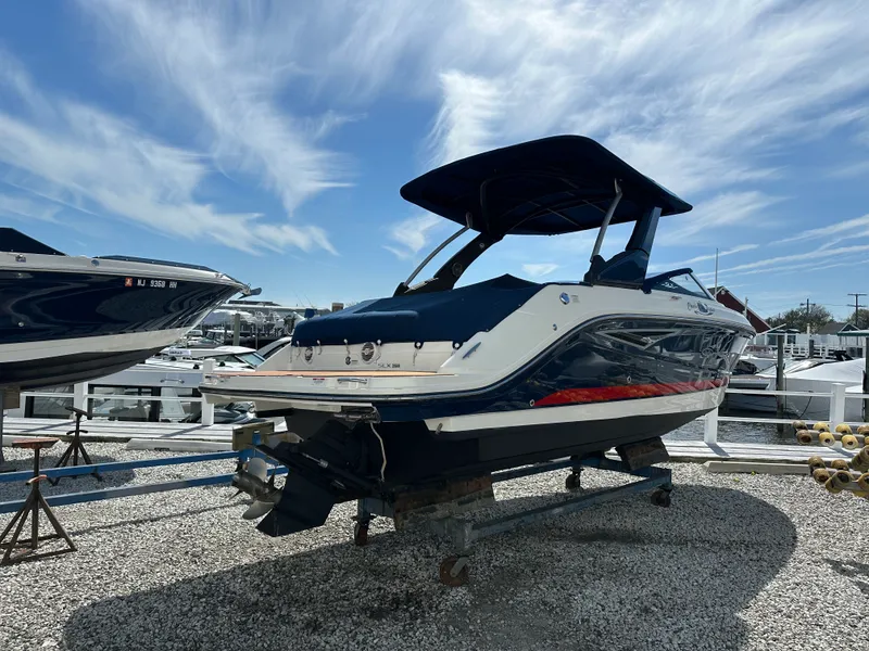 Slide: The Image of Sea Ray 250 SLX 2017 - 34