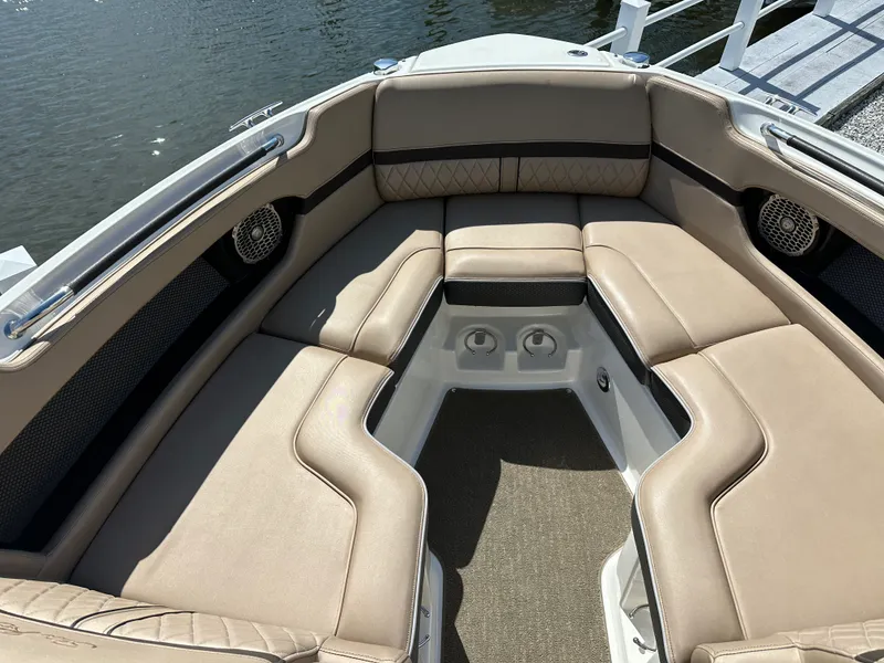 Slide: The Image of Sea Ray 250 SLX 2017 - 44