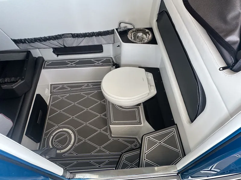 Slide: The Image of Nor-Tech 340 SPORT 2025 - 13