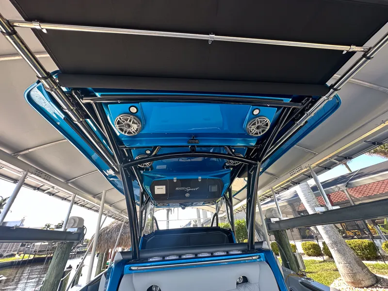 Slide: The Image of Nor-Tech 340 SPORT 2025 - 20