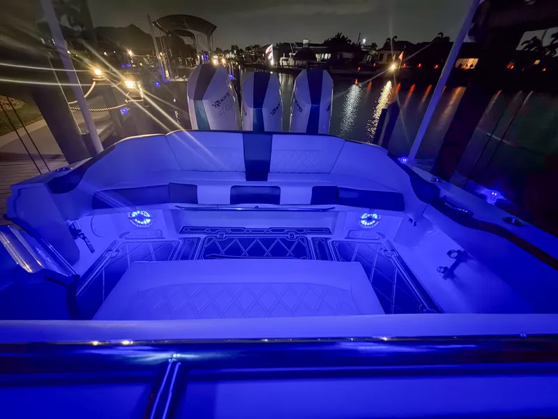 Slide: The Image of Nor-Tech 340 SPORT 2025 - 34