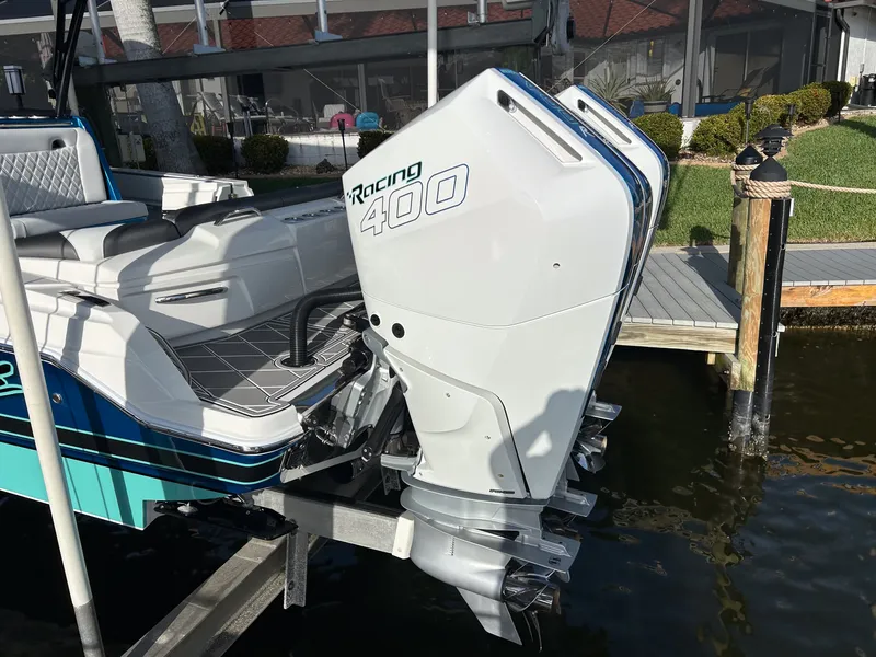 Slide: The Image of Nor-Tech 340 SPORT 2025 - 41