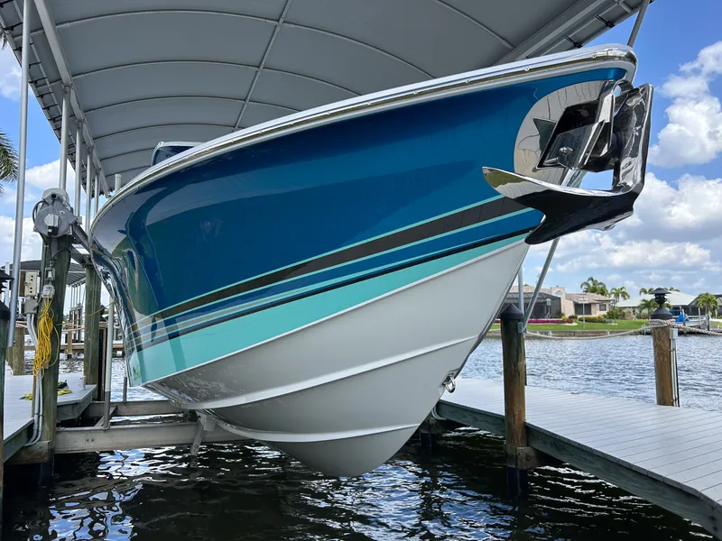 Slide: The Image of Nor-Tech 340 SPORT 2025 - 43