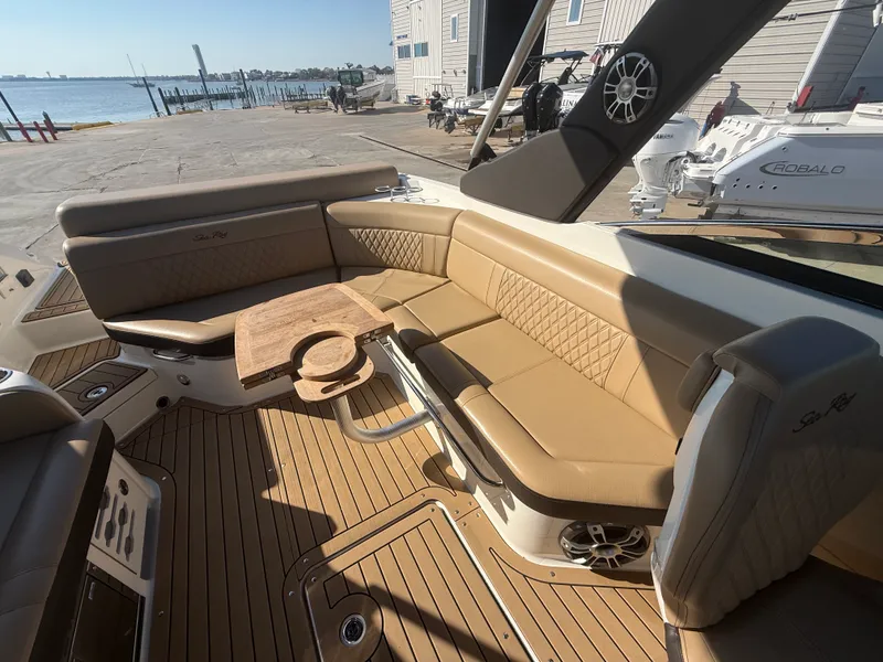 Slide: The Image of Sea Ray 280 SLX 2019 - 15