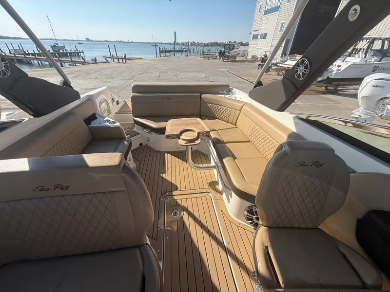 Slide: The Image of Sea Ray 280 SLX 2019 - 14
