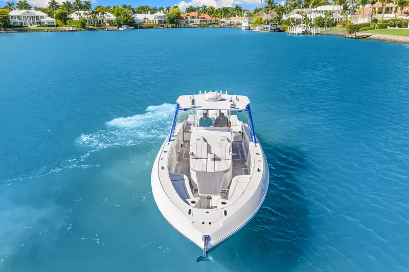 Slide: The Image of Midnight Express 37 OPEN 2020 - 12